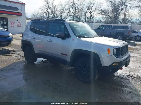 ZACCJBCB6JPH69309 2018 JEEP RENEGADE - Image 1
