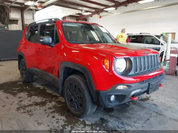 ZACCJBCB6JPJ00583 2018 JEEP RENEGADE - Image 1