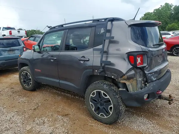 ZACCJBCB7HPE69286 2017 JEEP RENEGADE - Image 2