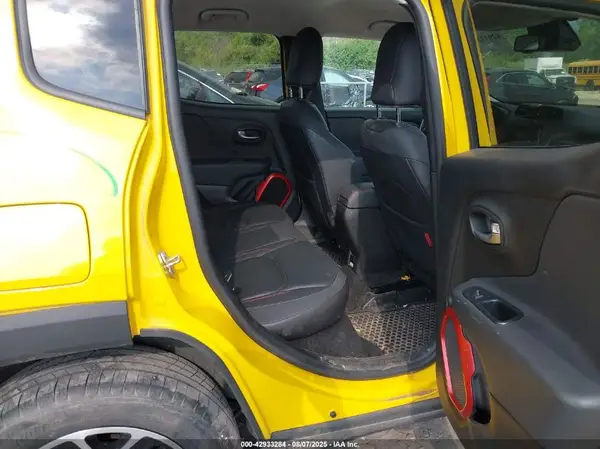 ZACCJBCB7HPF40289 2017 JEEP RENEGADE - Image 8