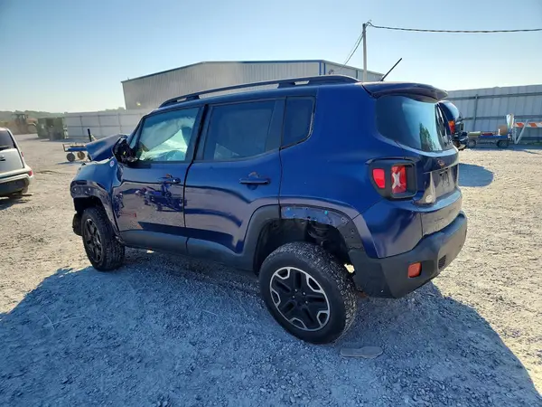 ZACCJBCB7HPF42236 2017 JEEP RENEGADE - Image 2