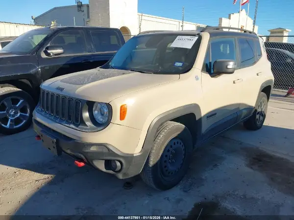 ZACCJBCB7HPF74247 2017 JEEP RENEGADE - Image 2
