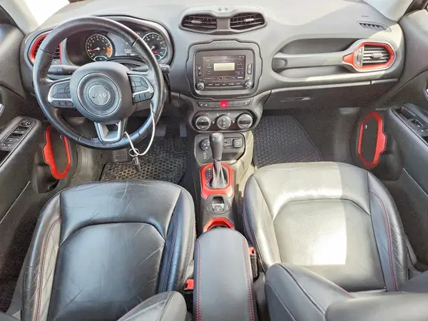 ZACCJBCB7HPF84261 2017 JEEP RENEGADE - Image 8