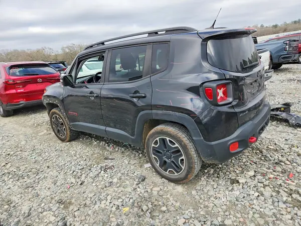 ZACCJBCB7HPG20269 2017 JEEP RENEGADE - Image 2