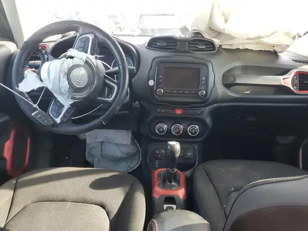 ZACCJBCB7HPG54700 2017 JEEP RENEGADE - Image 8