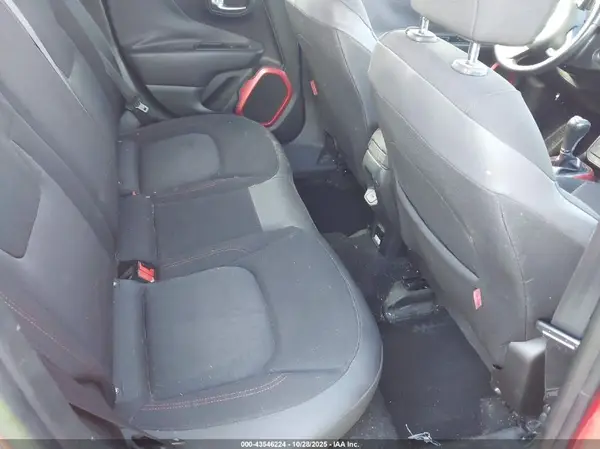 ZACCJBCB7JPG75262 2018 JEEP RENEGADE - Image 8