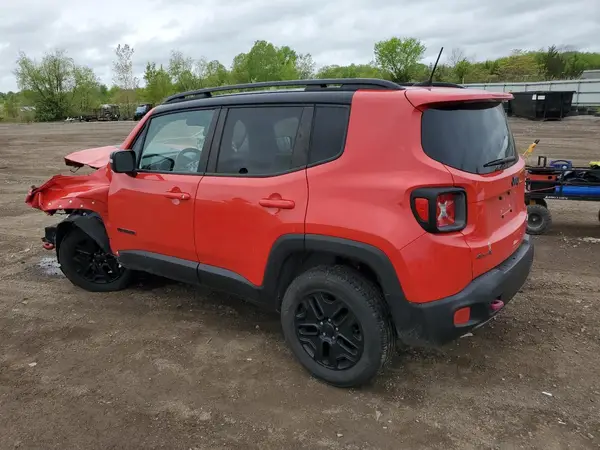 ZACCJBCB7JPG76380 2018 JEEP RENEGADE - Image 2