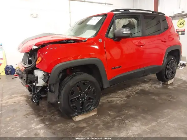 ZACCJBCB7JPG82101 2018 JEEP RENEGADE - Image 2