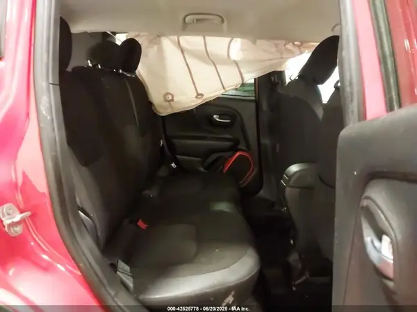 ZACCJBCB7JPG82101 2018 JEEP RENEGADE - Image 8