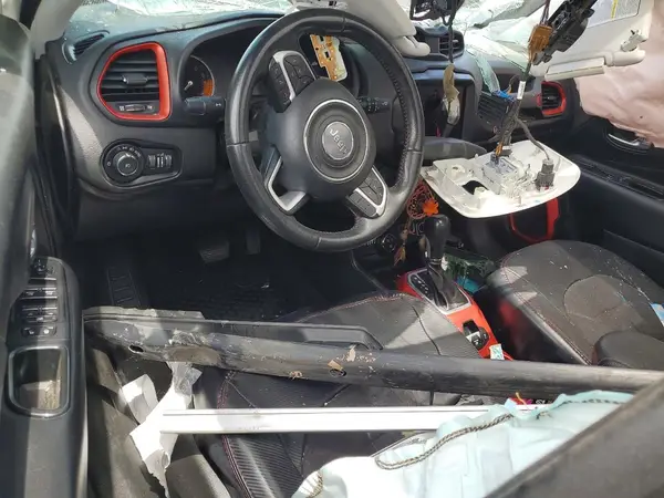 ZACCJBCB7JPG85936 2018 JEEP RENEGADE - Image 8