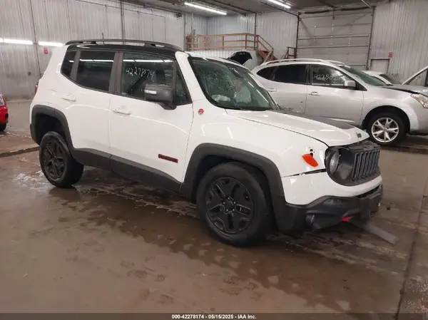 ZACCJBCB7JPH58237 2018 JEEP RENEGADE - Image 1