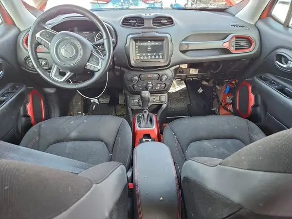 ZACCJBCB7JPH87205 2018 JEEP RENEGADE - Image 8