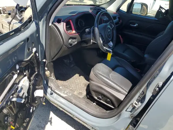 ZACCJBCB7JPJ04626 2018 JEEP RENEGADE - Image 8