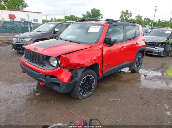 ZACCJBCB8HPE44526 2017 JEEP RENEGADE - Image 2
