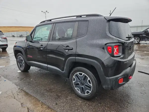 ZACCJBCB8HPE51444 2017 JEEP RENEGADE - Image 2