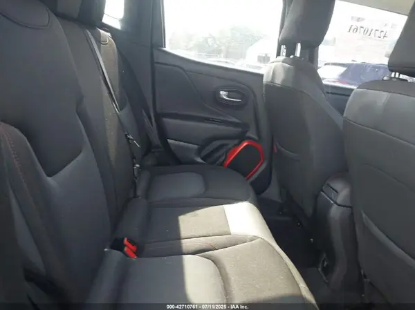 ZACCJBCB8HPE86632 2017 JEEP RENEGADE - Image 8