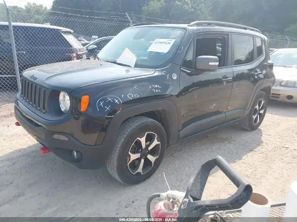 ZACCJBCB8HPF42018 2017 JEEP RENEGADE - Image 2