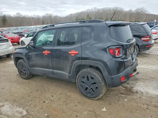 ZACCJBCB8HPF66805 2017 JEEP RENEGADE - Image 2