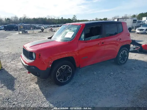 ZACCJBCB8HPG11872 2017 JEEP RENEGADE - Image 2