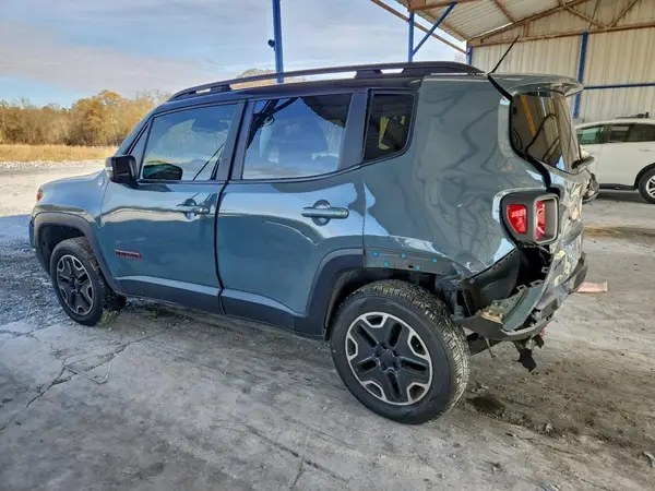 ZACCJBCB8HPG31197 2017 JEEP RENEGADE - Image 2