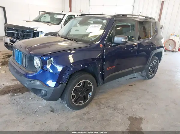 ZACCJBCB8HPG44760 2017 JEEP RENEGADE - Image 2