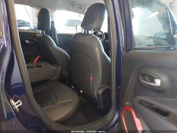 ZACCJBCB8HPG44760 2017 JEEP RENEGADE - Image 8