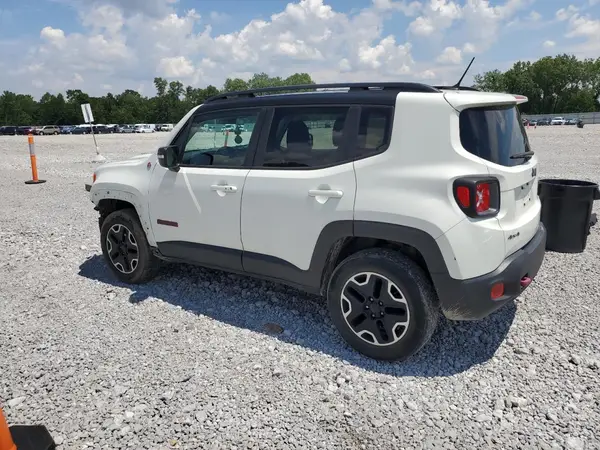 ZACCJBCB8HPG60926 2017 JEEP RENEGADE - Image 2