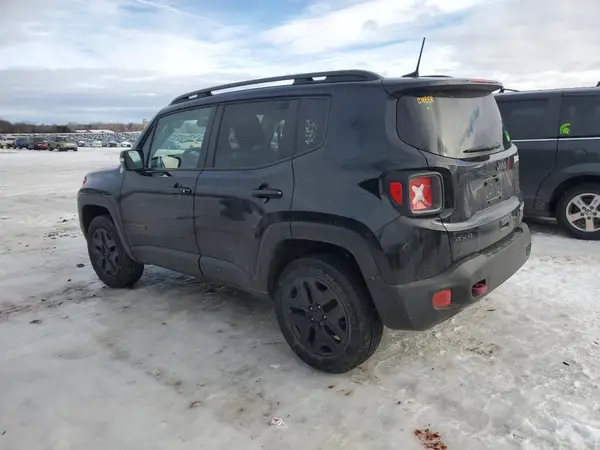 ZACCJBCB8JPH16594 2018 JEEP RENEGADE - Image 2