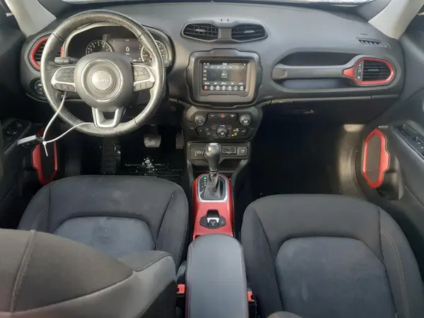 ZACCJBCB8JPH16594 2018 JEEP RENEGADE - Image 8