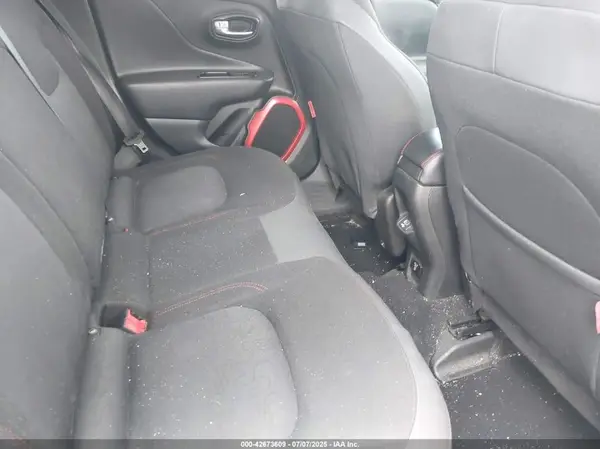 ZACCJBCB8JPH29054 2018 JEEP RENEGADE - Image 8