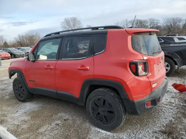 ZACCJBCB8JPH70574 2018 JEEP RENEGADE - Image 2