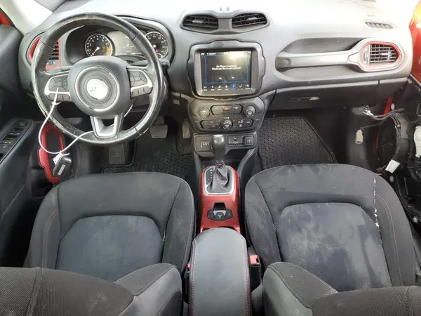 ZACCJBCB8JPH70574 2018 JEEP RENEGADE - Image 8