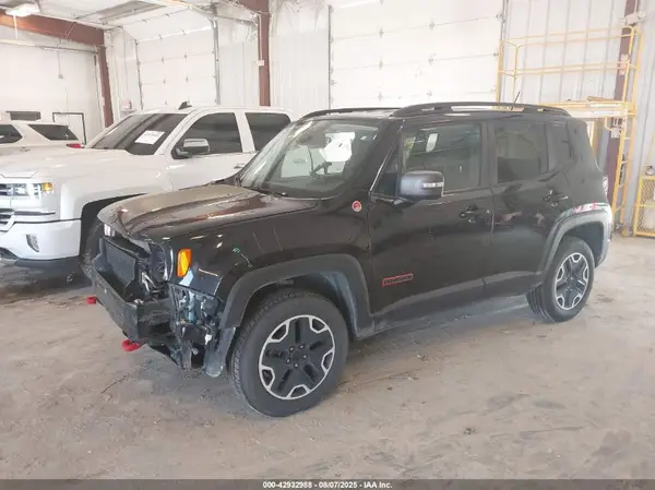 ZACCJBCB9HPE54224 2017 JEEP RENEGADE - Image 2