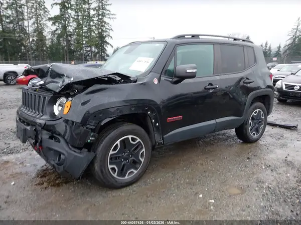 ZACCJBCB9HPE55891 2017 JEEP RENEGADE - Image 2