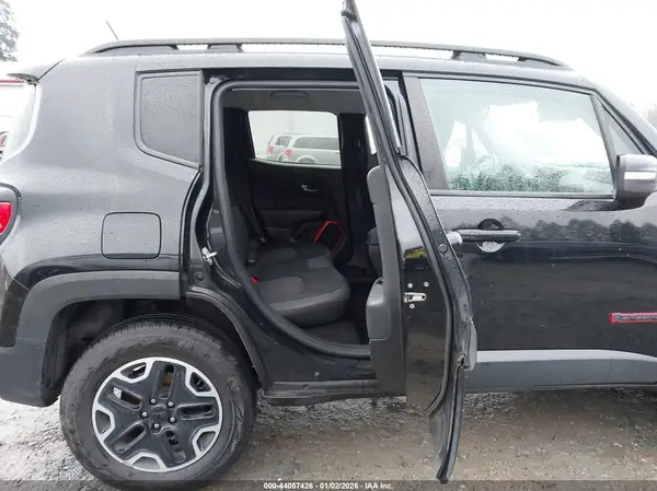 ZACCJBCB9HPE55891 2017 JEEP RENEGADE - Image 8
