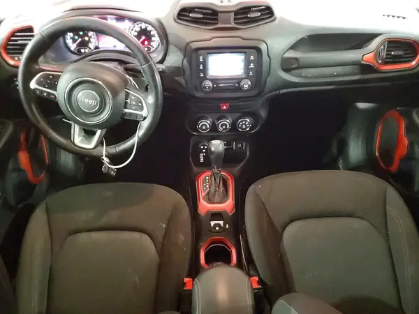 ZACCJBCB9HPE87031 2017 JEEP RENEGADE - Image 8