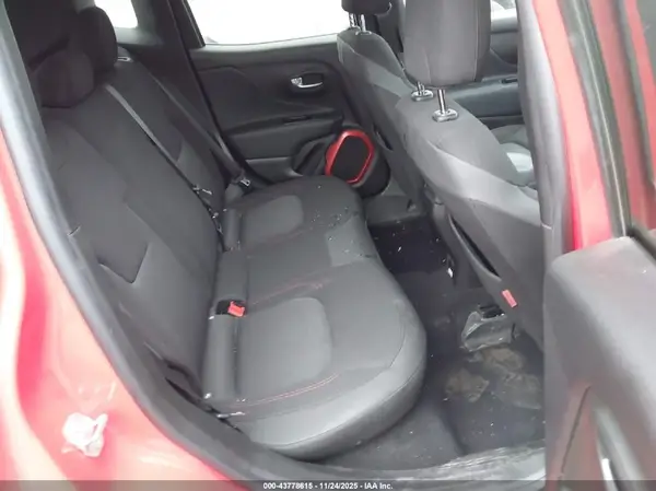 ZACCJBCB9HPE96053 2017 JEEP RENEGADE - Image 8