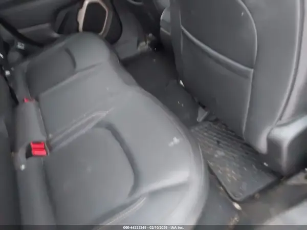 ZACCJBCB9HPF52718 2017 JEEP RENEGADE - Image 8