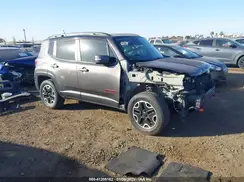 ZACCJBCB9HPG49658 2017 JEEP RENEGADE