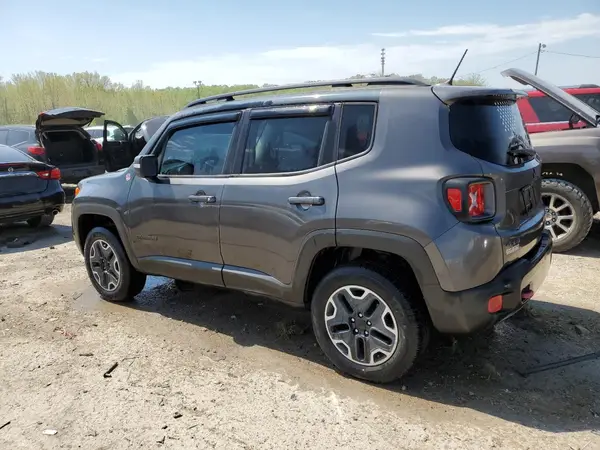 ZACCJBCB9HPG54617 2017 JEEP RENEGADE - Image 2