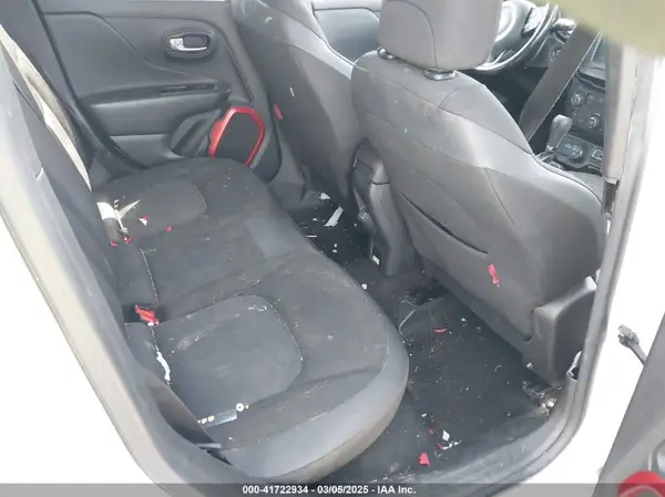 ZACCJBCB9JPG81032 2018 JEEP RENEGADE - Image 8