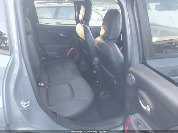 ZACCJBCB9JPH10531 2018 JEEP RENEGADE - Image 8