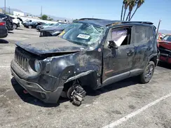 ZACCJBCB9JPH76822 2018 JEEP RENEGADE
