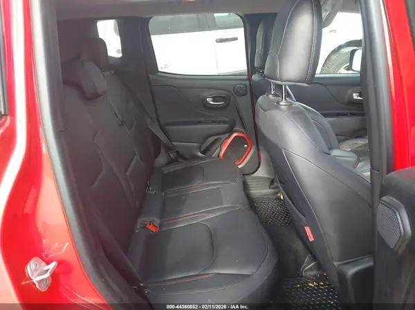 ZACCJBCB9JPH99730 2018 JEEP RENEGADE - Image 8