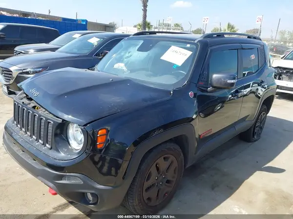 ZACCJBCB9JPJ02960 2018 JEEP RENEGADE - Image 2