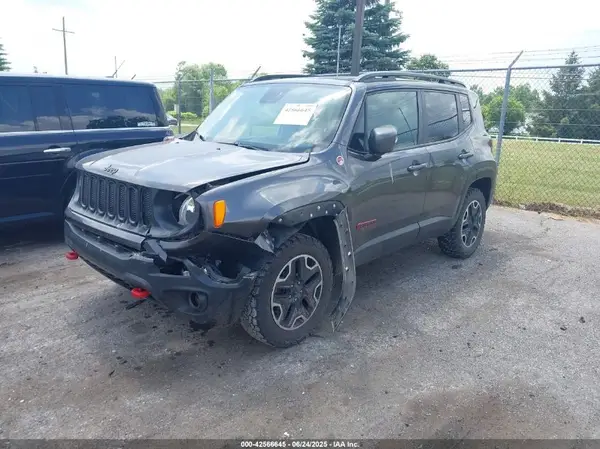 ZACCJBCBXHPE91606 2017 JEEP RENEGADE - Image 2