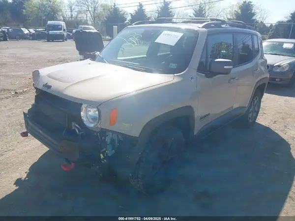 ZACCJBCBXHPF23583 2017 JEEP RENEGADE - Image 2
