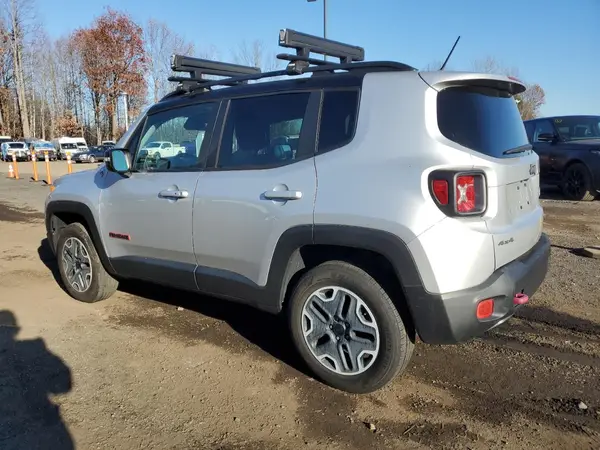 ZACCJBCBXHPF74016 2017 JEEP RENEGADE - Image 2