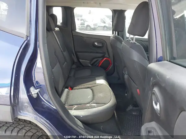 ZACCJBCBXHPG03756 2017 JEEP RENEGADE - Image 8