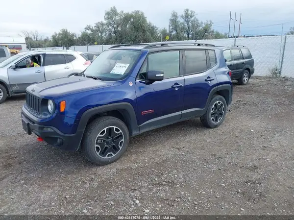 ZACCJBCBXHPG35753 2017 JEEP RENEGADE - Image 2
